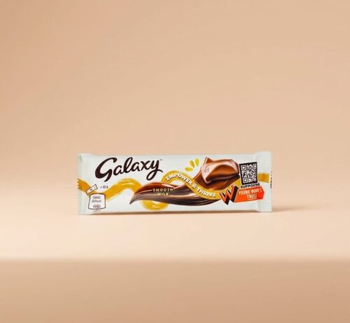 Galaxy-Solid-Chocolate-Bar-with-Smooth-Creamy-Milk-Chocolate-Rich-Flavor-for-Retail-Wholesale-and-Gift-Packaging.jpeg Galaxy Salted Caramel Chocolate Bar